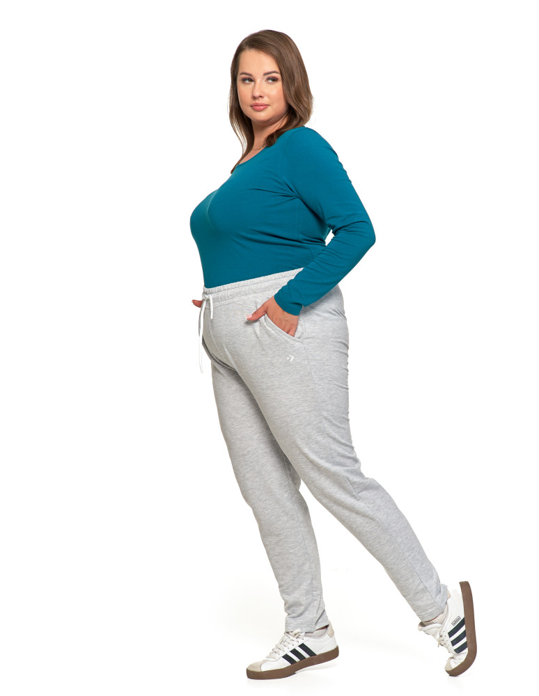 Spodnie - Spodnie damskie dresowe z haftem Plus Size SZARY - produkt moraj.pl 5