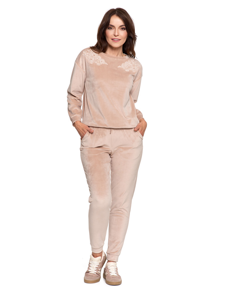 Bluzy - Bluza damska welurowa bez kaptura z haftem BEŻOWY - produkt moraj.pl 9