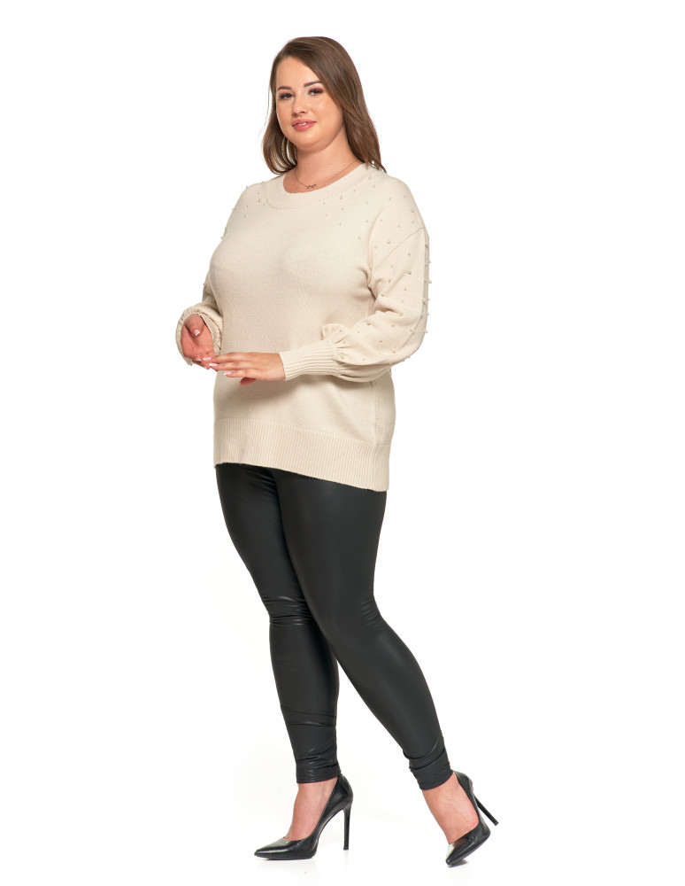 Swetry - Damski sweter z ozdobnymi perełkami i szerokimi rękawami BEŻOWY - produkt moraj.pl 8