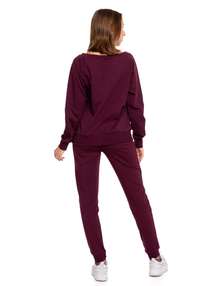 Bluzy - Bluza damska dresowa o klasycznym kroju z nadrukiem BORDOWY - produkt moraj.pl 9